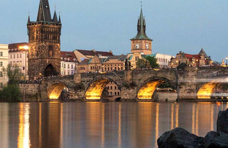 Sunrise Secrets: How to Capture the Empty Charles Bridge (and Beat the Crowds)
