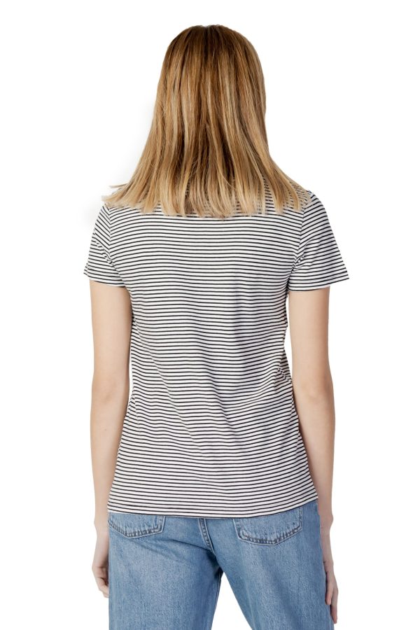 T-Shirt Levi`s Mulher - 348526 - Image 2