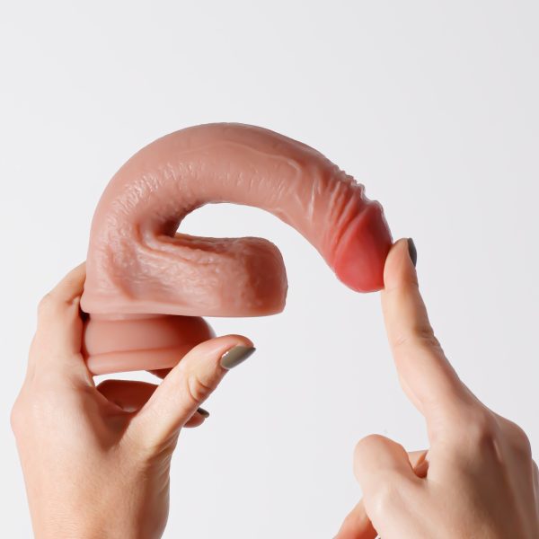 DILDO DE SILICONE LÍQUIDO INVIKTUS 7 CRUSHIOUS PELE - Image 3