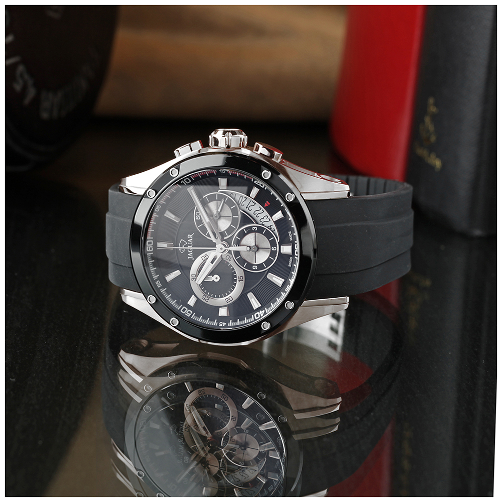 Relógio masculino JAGUAR Special Edition J688/1 com mostrador preto, caixa prateada e bracelete de borracha preta