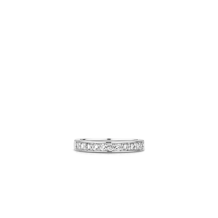 This ring from the TI SENTO 1151ZI collection is delicately crafted out of smooth rhodium-plated sterling silver which forms a sharp aesthetic as a backdrop to the row of dazzling, cut crystals. These crystals have been cut into shape and set by hand. The craftsmanship which with the ring has been created means that it can be seamlessly connected to and combined with other rings. There's a whole range of rings to discover in the collection, most of which look great when worn in combination with each other. The in-house designers at TI SENTO conscientiously create these superb pieces according to their concept of Mix and Match.