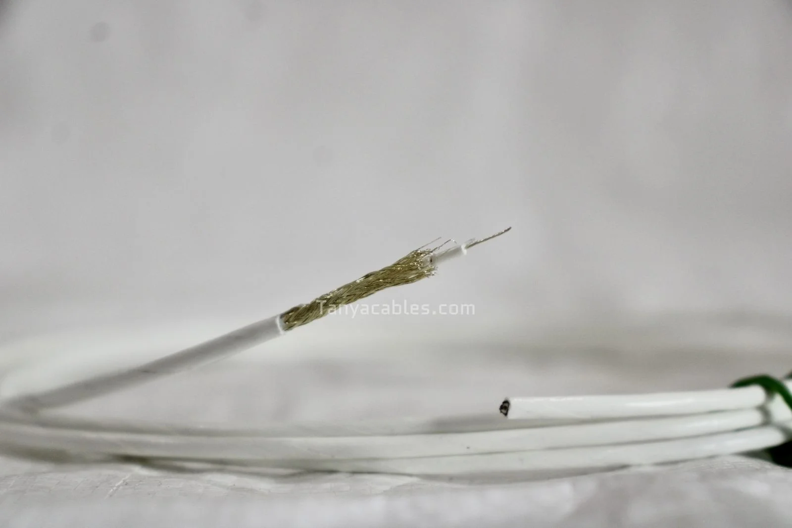 Rubber flexible cable
