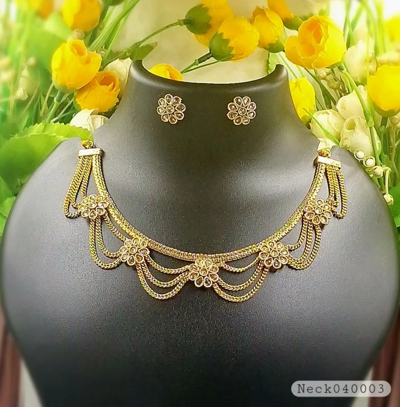 Name necklace