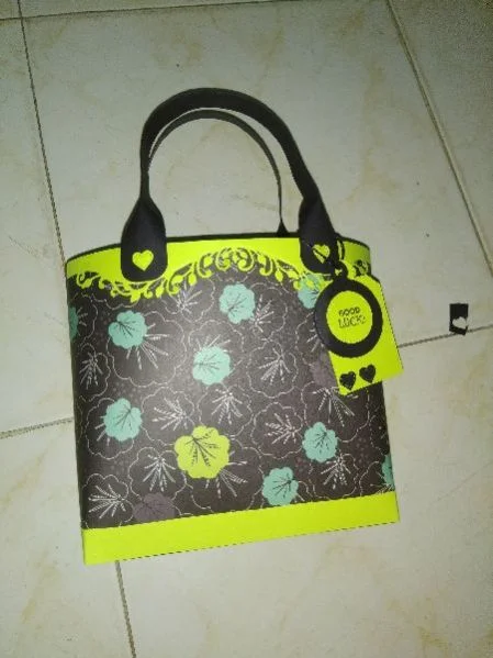 High quality paper gift bag