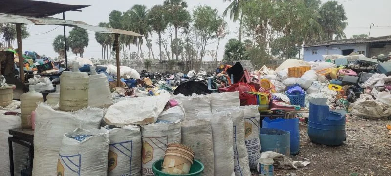 Plastic Milk Bottle Scrap Sale, HDPE Milk Bottle Sale, Lump, Crates