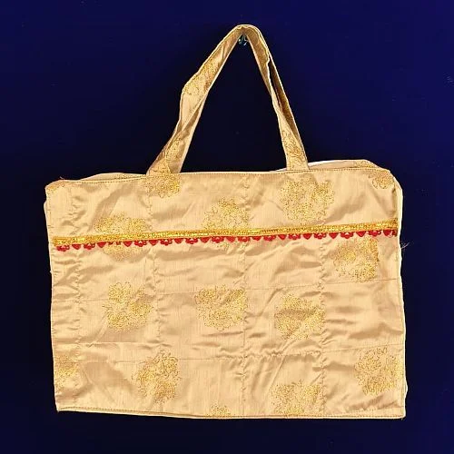 Woman purse