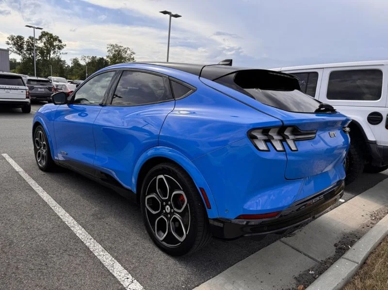Cars ,Vans Stocklots