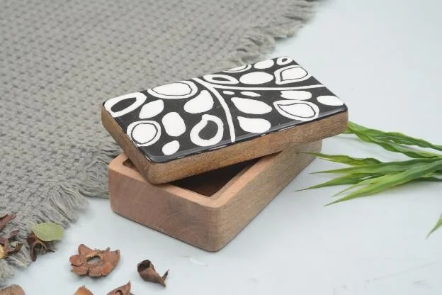 Intricate Luxury Carving Wooden Box