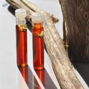 Agar Wood Oil - Image 3