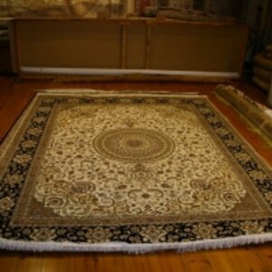 Hand Knitted Rugs by Ivan Tradings