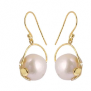 Earrings by  Sabyavi LLC 