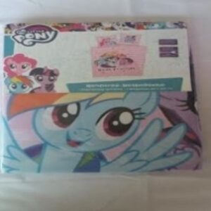 Bed Sheets by  Arzoo Textile Mills Limited 