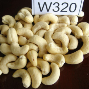 100% natual cashew nuts