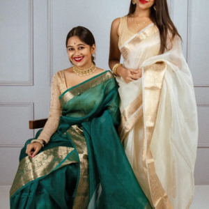 *Banarasi bridal dyable kora soft shiny and silk saree* *standared pallu & blouse* *double zari work* * *full handstock* * - Image 4