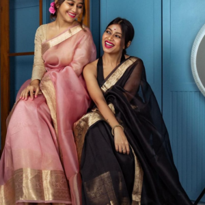 *Banarasi bridal dyable kora soft shiny and silk saree* *standared pallu & blouse* *double zari work* * *full handstock* * - Image 6