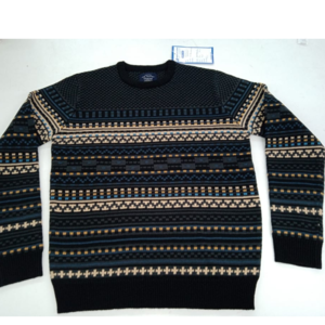 Items : Men's Round Neck Pullover