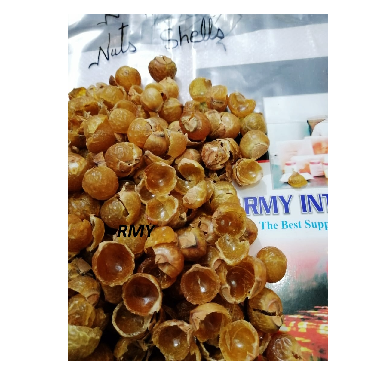 Laundry soap nuts