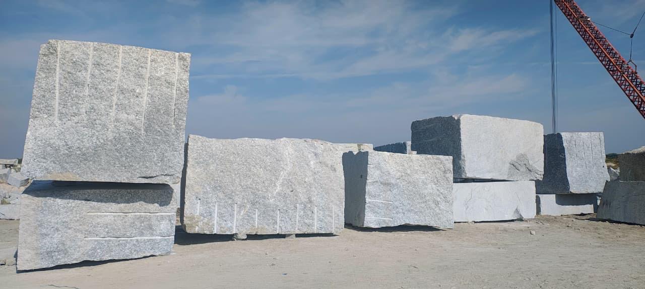 P White Granite Blocks