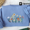 Pink daisy embroidered crewneck sweatshirt embroidered,Lovely Daisy,Floral Sweatshirt,Gifts for her