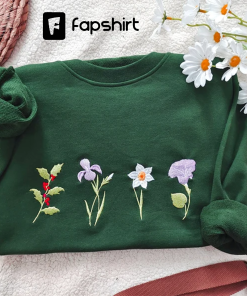 Dark green Holly,Iris,Lilies and Petunias Crewneck embroidered…