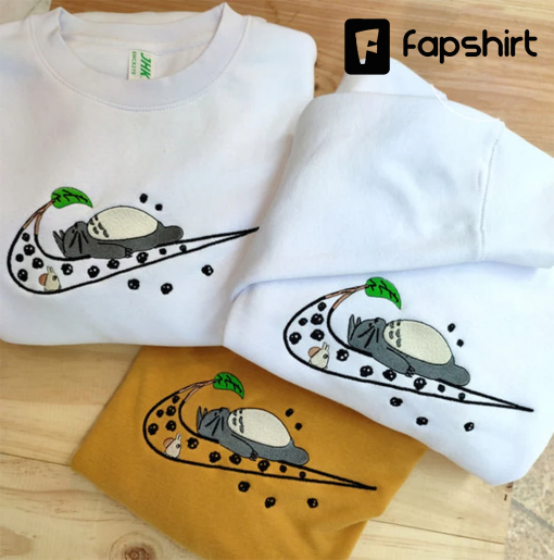 Cute Embroidered Totoro sweatshirt and hoodie, Unisex embroidery sweatshirt, Totoro embroidery T-shirt