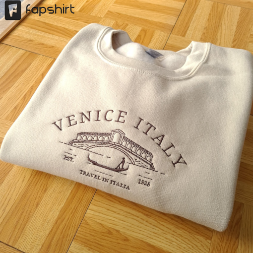 Venice Italy Embroidered Sweatshirt, Italy Crewneck, Vintage Venice Sweatshirt, Vintage Sweatshirt, Gift For Her, Oversize Hoodie