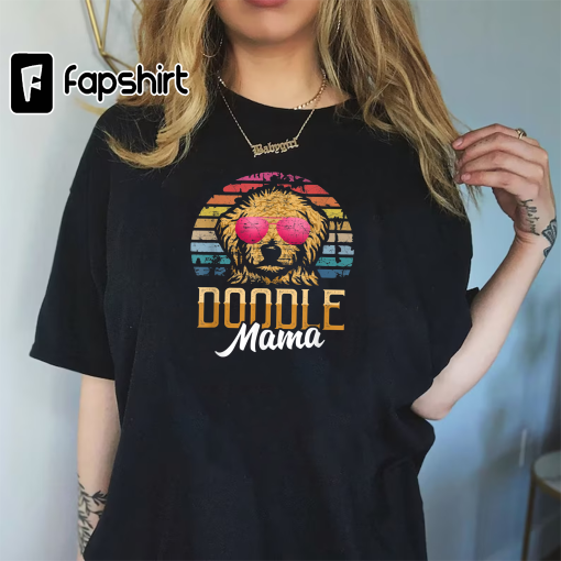 Doodle Mama Gift Goldendoodle Mom Goldendoodle Gift T-Shirt