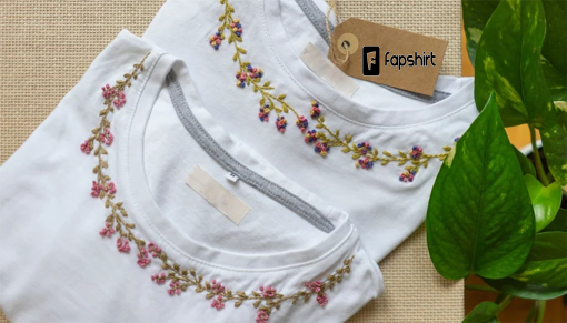 Hand-embroidered t-shirt/ Customized T-Shirt / Made in Italy / Flower’s T-shirt / Embroidered tshirt