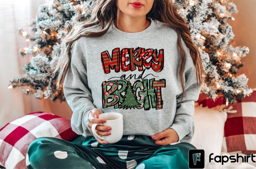 Christmas Sweatshirt, Womens Christmas Sweatshirt, Christmas Sweatshirts for Women, Christmas Women,Merry Christmas Sweatshirt