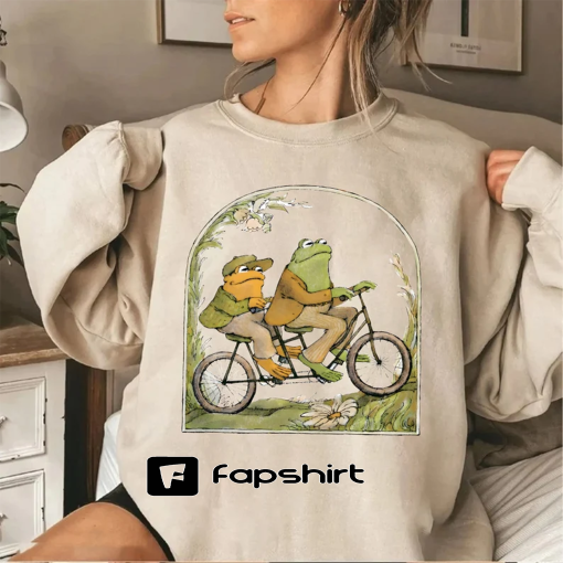 Frog And Toad Hoodie, Frog And Toad Crewneck Shirt Sweatshirt, Vintage Classic Book Sweatshirt, Cottagecore Aesthetic, Cottagecore Frog