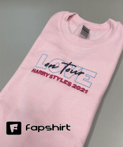 Love on Tour HS 2022/2021 crewneck