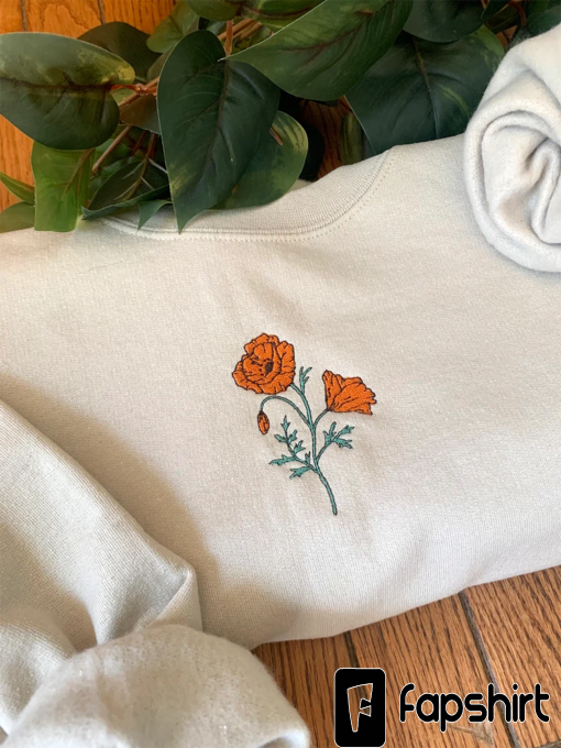 Vintage Style Poppy Embroidered Crewneck