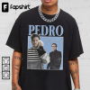 Actor Pedro Pascal Shirt V1, Pedro Pascal Narcos Sweatshirt, Pedro Pascal Vintage 90s Retro Gift For Fans Unisex Hoodie