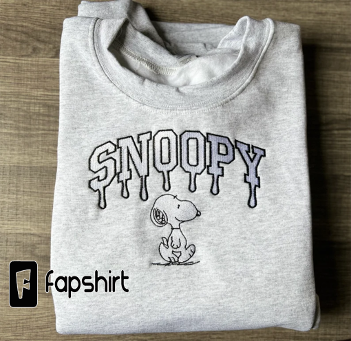 Snoopy Embroidery Crewneck/perfect valentine’s gift/ cute embroidery sweatshirt/ snoopy