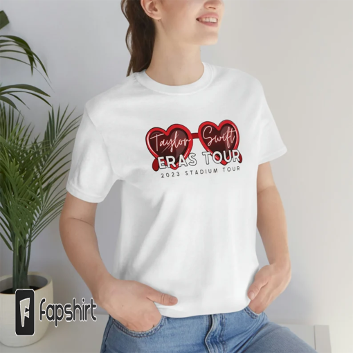 TS Eras Tour Inspired T-Shirt – RED (Taylor’s Version) Shirt – Taylor Swiftie Merch T-Shirt – Taylor Swift Red Album Graphic Tee