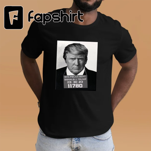 DONALD TRUMP MUGSHOT Black T-Shirt men and women