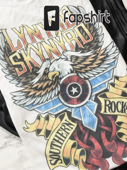 Lynyrd Skynyrd t-shirt/Unisex tee/ vintage feel/White/rock band