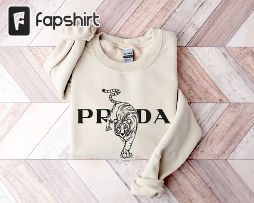 Prada Sweatshirt – Luxury Sweatshirt – Unisex Crewneck – Trendy T-Shirt – Fashion T-Shirt – Quality T-Shirt – Luxury Designer T-Shirt