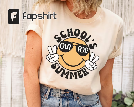 Funny Smiley Schools Out For Summer Shirt, Teacher Summer Holiday, Happy Last Day Of School, End Of the School Year, Classmates Matching Tee