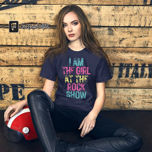 Fun Concert T-Shirt – I am the girl at the rock show – Blink 182 – Punk Rock Shirt