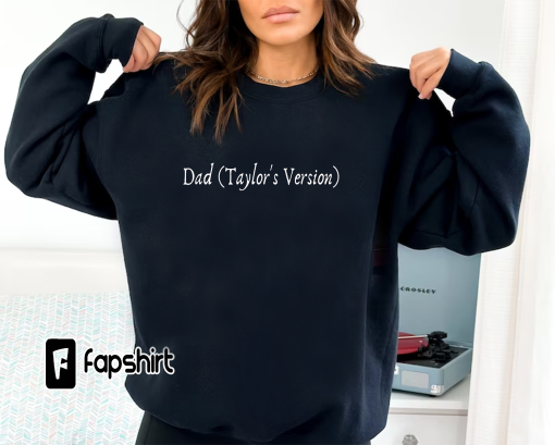 Funny Dad Shirt, It’s Me, Hi I’m the Dad Shirt, Swiftie Dad Shirt, Gift For Dad, Cool Dad Gift, Eras Tour, Eras Dad Shirt