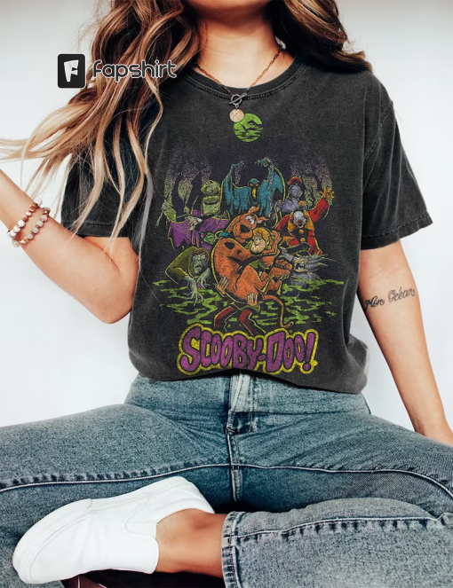 Scooby Doo Vintage Shirt, Halloween Tshirt, Scooby Doo Shirt, Horror Movie Tee, Halloween Gifts, Retro Halloween Hoodie, Crewneck Sweatshirt