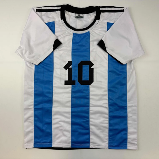 Signed by Messi Jersey Argentina hand-signed with COA. Shirt signed by Messi Argentina – World Cup