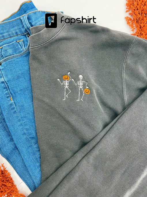 Skeleton Sweatshirt, Halloween Sweatshirt, Fall Sweatshirt, halloween Crewneck Sweatshirt, Trendy Crewneck Sweatshirt, – Embroidered