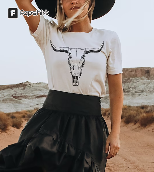 Boho Cow Skull Shirt, howdy shirt, Wild west Shirt, Western Graphic Tee, Cowgirl Shirt, Bull Skull Shirt, Southwest Shirt, Western Clothing