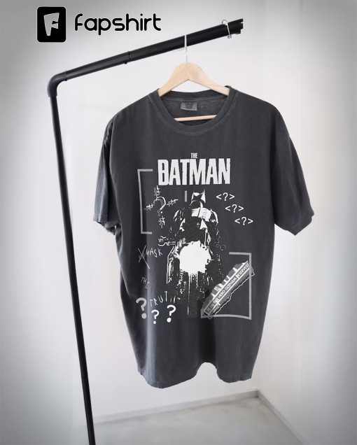 Vintaged Styled Retro The Batman Shirt, Robert Pattinson Shirt, comic book tshirt, bat man shirt