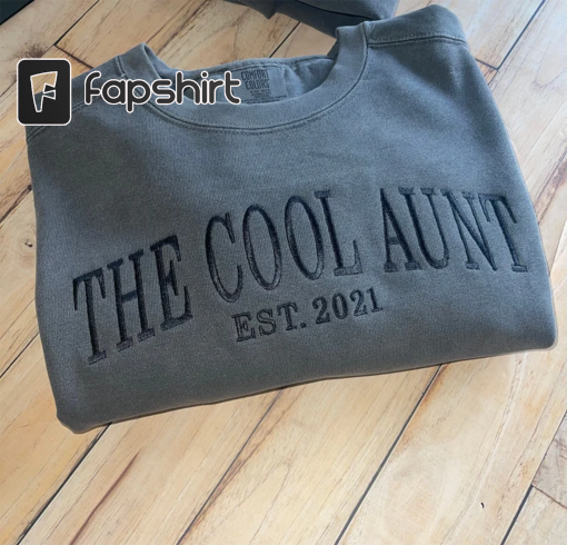 The Cool Aunt Sweatshirt. Oversized crewneck. Aunt Hoodie.