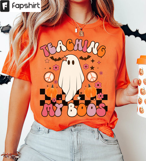 Trendy Teacher Halloween Shirt, Retro Spooky Teacher Sweater Unisex Hoodie