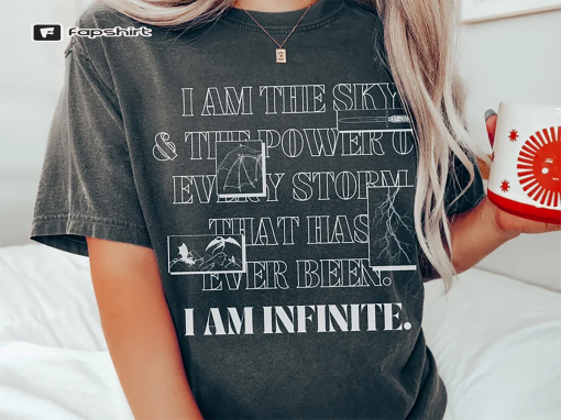 I am Infinite Violet Sorrengail Dragon Rider Licensed Fourth Wing Shirt for book lovers