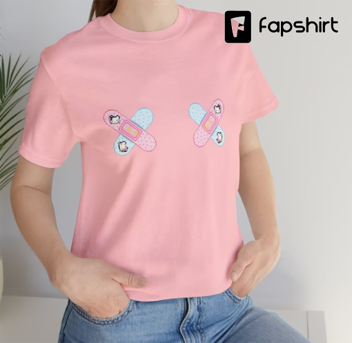 Hello Kitty Band-aid T-shirt Punk T-shirt Goth T-shirt Geek for Gift Pinterest T-shirt Tumblr T-shirt Anime T-shirt Baby girl style T-shirt